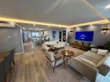 Girne Merkez'de Akacan Elegance Sitesinde Satılık Geniş 3+1 Lüks Daire