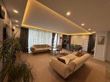 Girne Merkez'de Akacan Elegance Sitesinde Satılık Geniş 3+1 Lüks Daire
