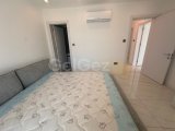 Girne Merkez'de Birinci Sırada Satılık Özel Havuzlu 3+1 Lüks Penthouse