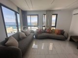 Girne Merkez'de Birinci Sırada Satılık Özel Havuzlu 3+1 Lüks Penthouse