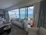 Girne Merkez'de Birinci Sırada Satılık Özel Havuzlu 3+1 Lüks Penthouse
