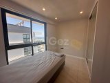 Girne Merkez'de Birinci Sırada Satılık Özel Havuzlu 3+1 Lüks Penthouse