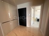 Girne Merkez'de Birinci Sırada Satılık Özel Havuzlu 3+1 Lüks Penthouse