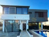 Girne Ozanköy'de; Özel Havuzlu ve Bahçeli, Kiralık, 5+1 Lüks Villa!