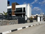 Girne Alsancak bölgesinde uygun fiyatlı satılık 2+1 Penthouse!