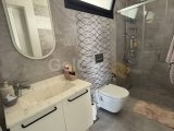 Girne'nin Esentepe bölgesinde ortak havuzlu lüks sitede satılık 1+0!