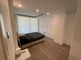 Girne merkezde lüks sitede kiralık geniş daire