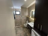 Girne merkezde lüks sitede kiralık geniş daire