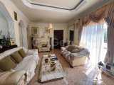 Girne Merkez'de 3+1 Satılık Daire