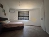 Girne Karaoğlanoğlu'nda Eşsiz Manzaralı 1+1 Satılık Daire!