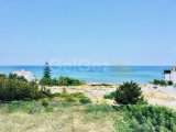 Muhteşem #KİRALIK #Girne #Deniz 50mt. #Yürüme değil #YÜZME Mesafesi!!  2,5+1 #Loft #İkiz #Villa #Full #Deniz #Manzara, 2 #Banyo +1 #misafir lavobo, #Karaoğlan A