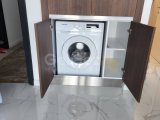 Grand Sapphire'da 23. katta, muhteşem deniz ve ana havuz manzarasına sahip 1+1 daire satılıktır.