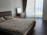 Grand Sapphire'da 23. katta, muhteşem deniz ve ana havuz manzarasına sahip 1+1 daire satılıktır.