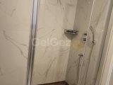 Grand Sapphire'da 23. katta, muhteşem deniz ve ana havuz manzarasına sahip 1+1 daire satılıktır.