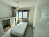 GİRNE MERKEZ'DE DİREK ÜSTÜ 1.KAT BALKONLU KAPALI OTOPARKLI FIRSAT 2+1 KOÇANI HAZIR MASRAFLARI ÖDENMİŞ SATILIK DAİRE
