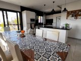 iskele denize yakın triplex villa eşyalı