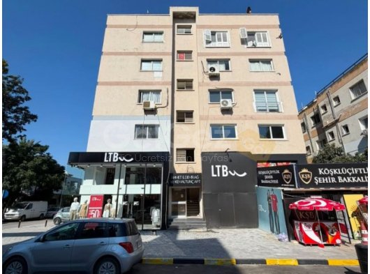 Lefkoşa Dereboyu Bölgesinde Koton Mağzası Yanında 3+1 Satılık Daire