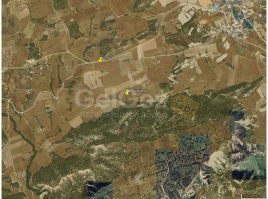 avtepe/yesilköy satılık tarla 4 dönüm toplamı 35,000£ kuruova köyü,satılık tarla prefabrık ev olur yada ekım bıcım yapılır.eşdeger koçan