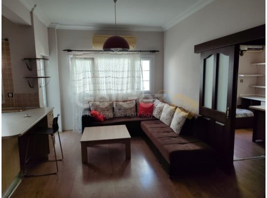 MAĞUSA MERKEZDE ADAKENT ÜNİVERSİTESİNE YAKIN KIRALIK DAİRE