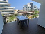 Girne'de Eşyalı 2+1 Daire, Özel Havuz ve Şehir Manzarası ile Satılık!