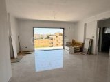 Magusa canakkale bölgesinde 2+1 eşyasız satılık daire 1 ay sonra teslim 85 m2 80.000 pound 3.katta 5 katlı asansörlü