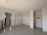 Magusa canakkale bölgesinde 2+1 eşyasız satılık daire 1 ay sonra teslim 85 m2 80.000 pound 3.katta 5 katlı asansörlü