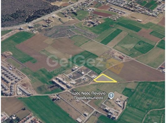 GAZİMAĞUSA YENİBOĞAZİÇİNDE SATILIK İMARLI KAT KARŞILIĞI TEKLİFLERE AÇIK 4710 METREKARE ARSA