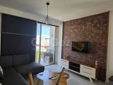 ALSANCAK'TA, ATAKARA SÜPERMARKET YANINDA, ÇOK İYİ KONUMDA, 80 (METREKARE), ORTAK HAVUZLU,BAKIMLI SİTE İÇERİSİNDE, DAĞ VE DENİZ MANZARALI, 2+1, FUL EŞYALI, Ç