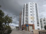 LEFKOŞA KUMSAL'DA, BAKANLIKLAR BÖLGESİNDE, 2+1, BULAŞIK MAKİNESİ VE ÇİFT KİŞİLİK YATAKLAR DAHİL FUL YENİ EŞYALI, KLİMALI, ASANSÖRLÜ, 2NCİ KATTA, ÇİFT BANYO 