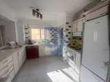 Kıbrısm Girne Merkez’de Satılık 3+1 Daire – Şehir Merkezinde Konforlu Yaşam