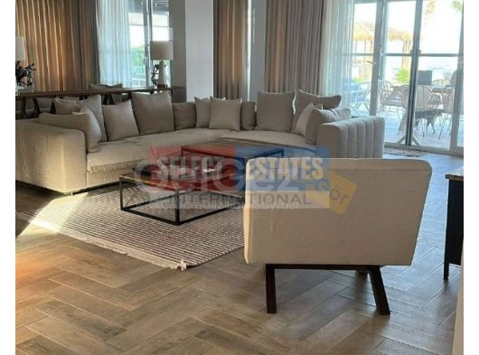 Özel Havuzlu Villa İskele Longbeach