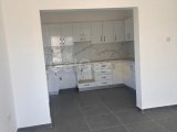Gazimağusa Çanakkale Mahallesi kalilant bölgesinde caddeye iki dakika yürüme mesafesinde 3 +1 eşyasız sıfır satılık daire