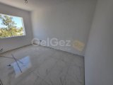 Gazimağusa Çanakkale Mahallesinde 2+1 % 35 peşinat 1 aya teslim geç otur kira öder gibi öde kdv trafo hediye ayda 1000 stg taksit imkanı satılık daire