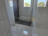 Gazimağusa Çanakkale Mahallesinde 2+1 % 35 peşinat 1 aya teslim geç otur kira öder gibi öde kdv trafo hediye ayda 1000 stg taksit imkanı satılık daire