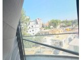 Gazimagusa sakarya bölgesinde okula yürüş mesafesinde jeneratör sistemi mevcut 1+1 eşyalı kiralık daire