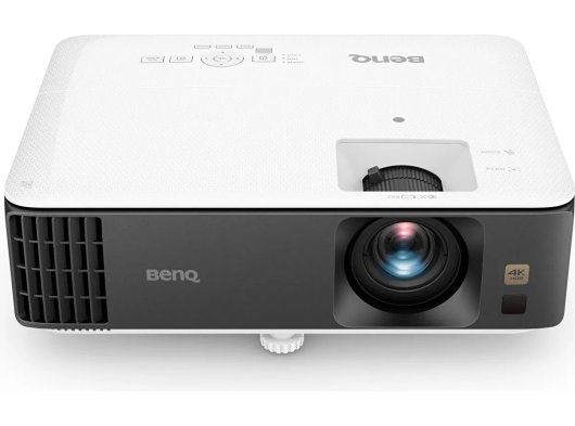 BenQ TK700 3200 ANS 4K UHD 240Hz 16MS HDR Oyun Eğlence Projektörü