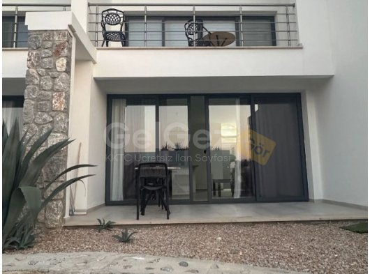 Girne Bahçeli Palm Bay View'da Eşyalı Ortak Havuzlu 1+1 Daire - Satılık Fırsatı! £90.000