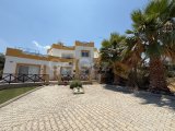 Esentepe Sevilla Golf Gardens’ta 2+1 Bahçe Katı Daire — £65.000