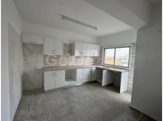 GÖNYELİ’DE SATILIK 3+1 FIRSAT DAİRELER
