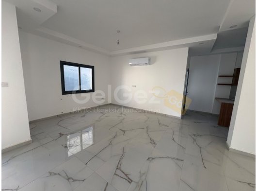 GİRNE ALSANCAK’TA SIFIR 4+1 KİRALIK VİLLA