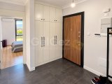 Girne Merkez'de Şehir ve Doğa Manzaralı 2+1 Ful Eşyalı Daire