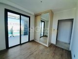 Girne Merkez'de Satılık Lüks Penthouse - Şehir ve Doğa Manzarası!