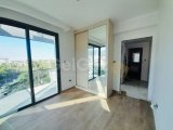 Girne Merkez'de Satılık Lüks Penthouse - Şehir ve Doğa Manzarası!