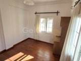 Nezih Bir Mahallede Kiralık ve Eşyalı 3 Yatak Odalı Zemin Kat Ev