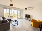 GİRNE MERKEZ’DE GLORIA JEAN’S YANI FULL EŞYALI KİRALIK 2+1 DAİRE