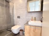 GİRNE DOĞANKÖY’DE ORTAK HAVUZLU, JENERATÖRLÜ SİTEDE FULL EŞYALI KİRALIK 2+1 DAİRE