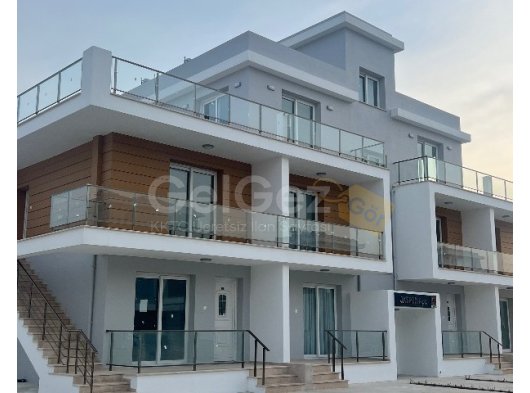 Royal sun elite, Özel Yan Merdiven, kat 1, kdv ve trafo ve eşya dahil. 69000 pound