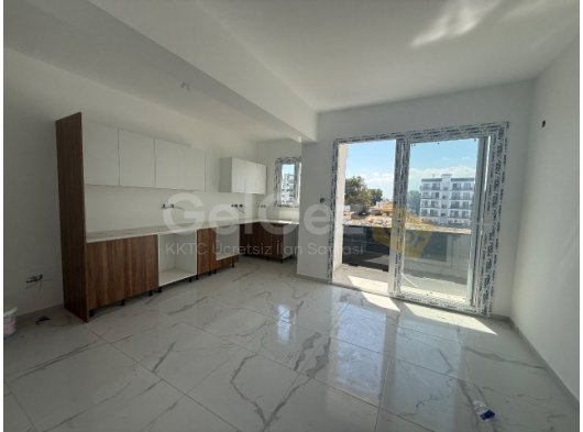 Gazimağusa'da Şehir Manzaralı Eşyasız 2+1 Daire Satılık!