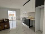 Royal sun elite, Özel Yan Merdiven, kat 1, kdv ve trafo ve eşya dahil. 69000 pound