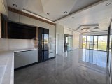 LEFKOŞA YENİKENT’te 4+1 TÜRK TAPULU VİLLA